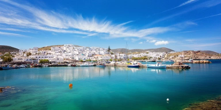 Αφιέρωμα BBC στα ελληνικά νησιά: Λόγω Airbnb οι κάτοικοι δεν έχουν πού να μείνουν